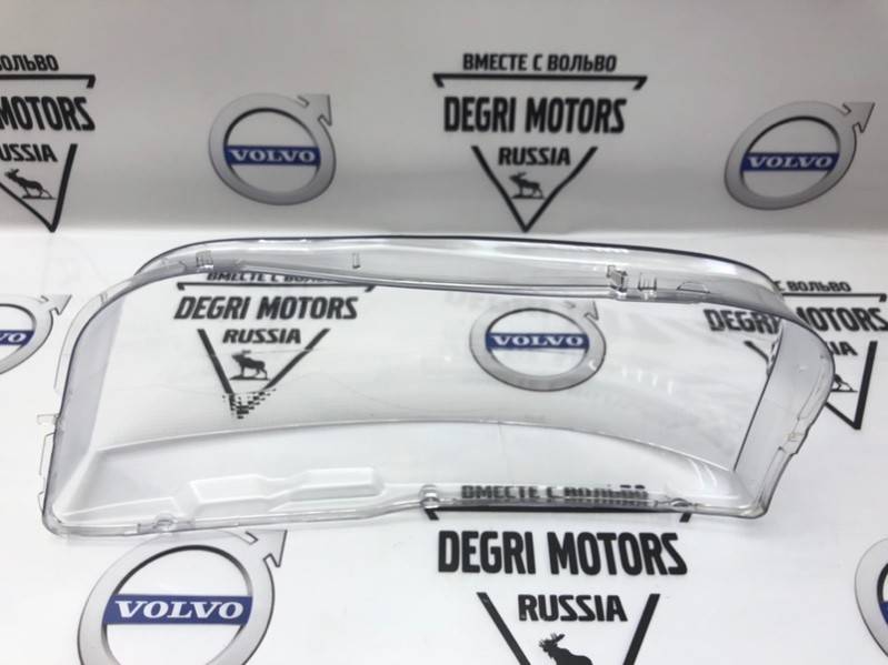 Стекло для правой фары VOLVO XC90 \\ 2006-2014 \\ SWParts SW31290887
