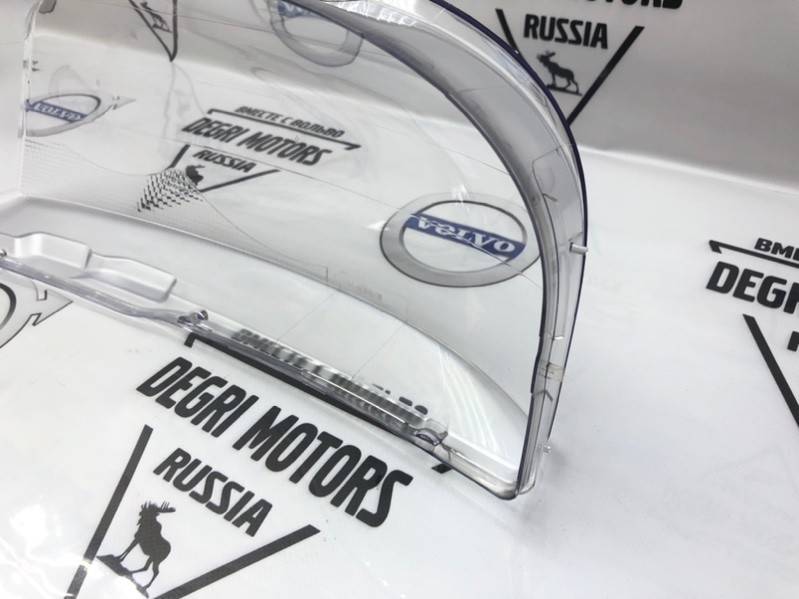 Стекло для правой фары VOLVO XC90 \\ 2006-2014 \\ SWParts SW31290887