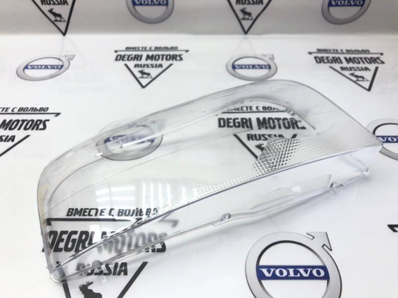 Стекло для правой фары VOLVO XC90 \\ 2006-2014 \\ SWParts SW31290887