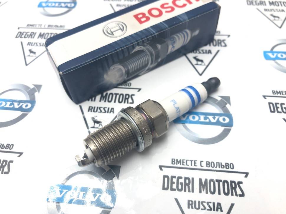 Свеча зажигания Volvo S60, S70/V70, S80, V70 II, 850, V70XC, XC70, XC90 \\ FR7DPP+ (0.7), 1ШТ \\ BOSCH 0 242 235 749