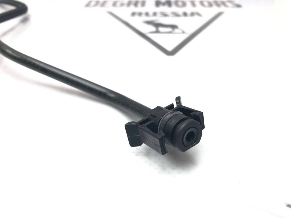 Трубка системы охлаждения от бачка на радиатор Volvo S60 II, S80 II, XC70 II, XC60 \\ VOLVO Original 31274900