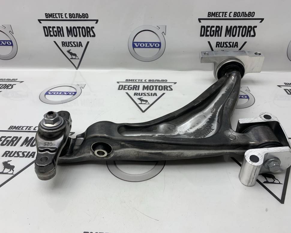 Рычаг передний левый Volvo XC60 II, XC90 II, V60CC, V90CC \\ VOLVO Original 32381879