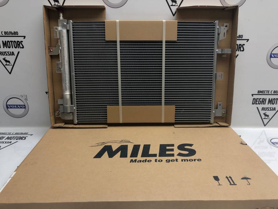 Радиатор кондиционера с осушителем, конденсор VOLVO XC90 \\ с 2007 года \\ Miles ACCB054