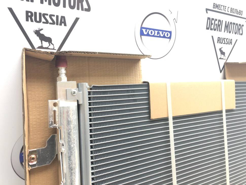 Радиатор кондиционера с осушителем, конденсор VOLVO XC90 \\ с 2007 года \\ Miles ACCB054