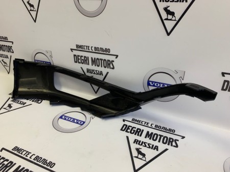 Накладка противотуманной фары левая Volvo XC90 II \\ 2016-2019 \\ SWParts SW39829880