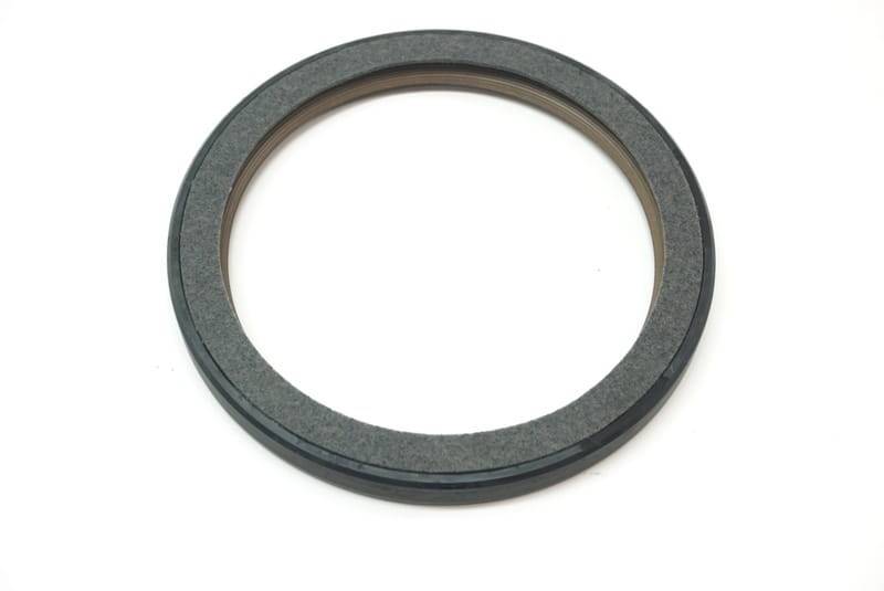 Сальник коленвала задний Volvo S60 II, S80 II, XC70 II, XC60, XC90 \\ B6304Txx, B6324Sxx \\ VOLVO Original 30731650