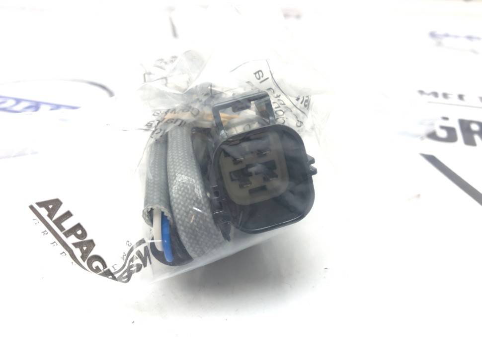 Лямбда-зонд передний VOLVO S60, S80 \\ CH 235108-, EXC B5244S6 \\ DENSO DOX0412