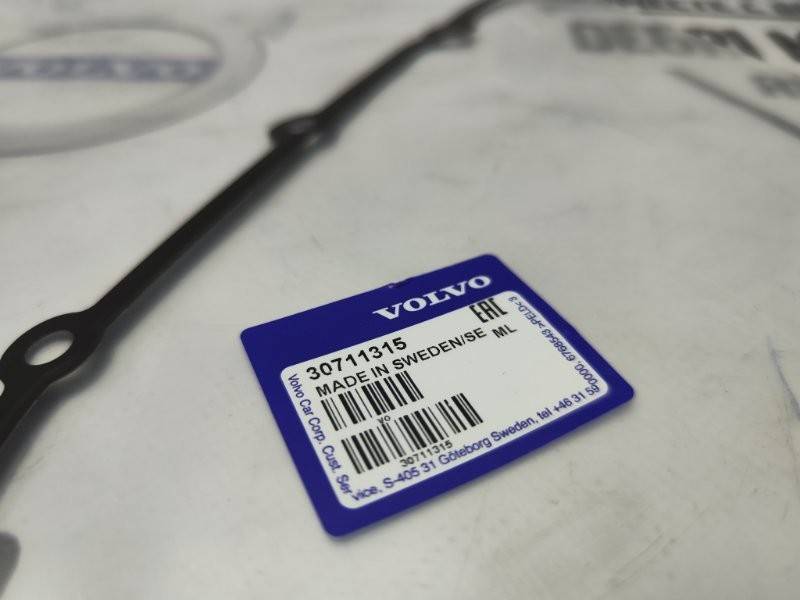 Прокладка крышки цепи привода ГРМ B6324S Вольво S60 II, S80 II, XC60, XC70 II, XC90 \\ VOLVO Original 30711315