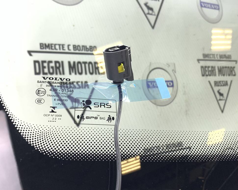 Стекло лобовое с установочным к-том VOLVO XC90 II NEW \\ VOLVO Original 32368951