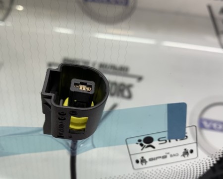 Стекло лобовое с установочным к-том VOLVO XC90 II NEW \\ VOLVO Original 32368951
