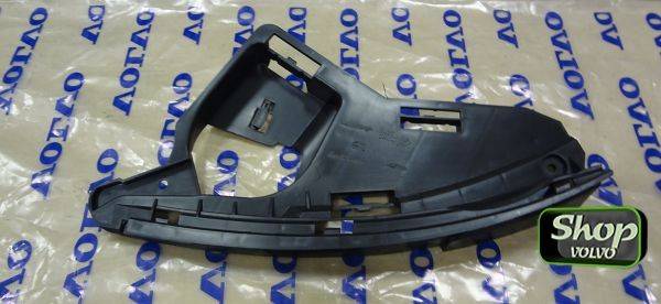 Кронштейн переднего бампера левый под фарой Вольво XC60 \\ аналог 30763433 \\ SWParts SW30763433