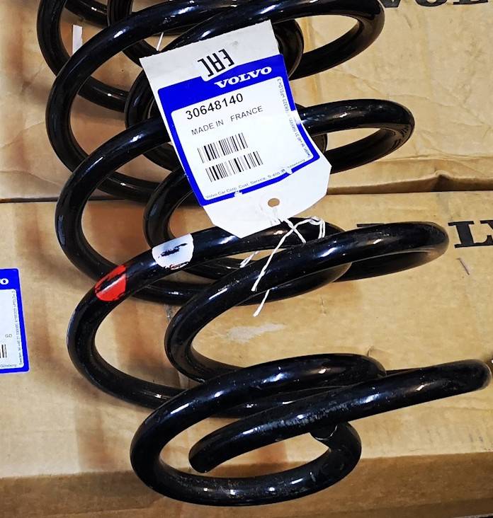 Пружина передней подвески Вольво XC90 \\ MARKED 33 \\ VOLVO (Original) 30648140
