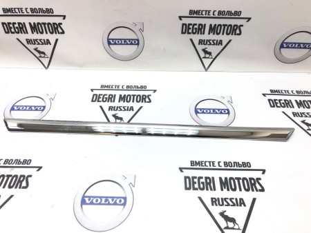 Молдинг двери задней правой (нижний хром) Вольво S80 II, S80L  \\ VOLVO Original 30766948