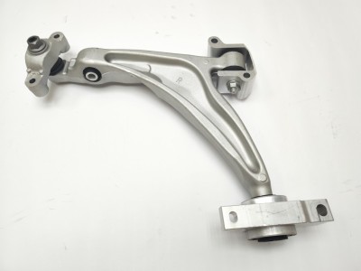 Рычаг передний правый XC60 II, XC90 II, V60CC, V90CC \\ нижний \\ SW-Parts SW32381881