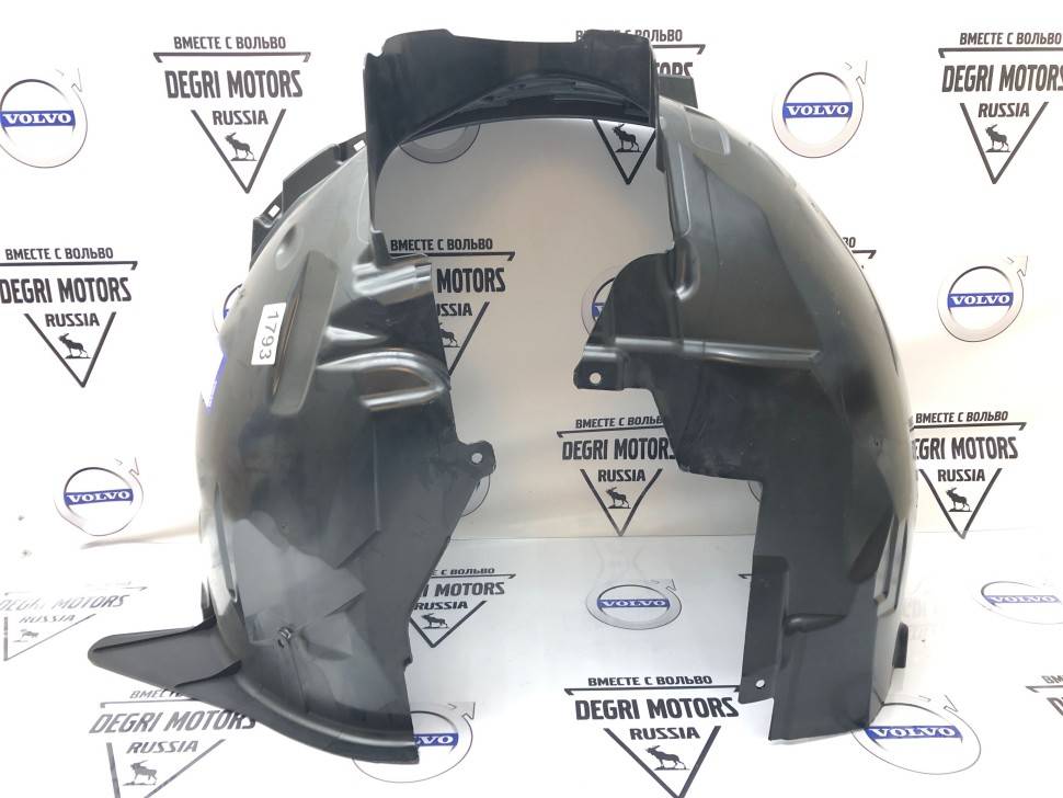 Подкрылок передний левый \\ VOLVO Original 31457218