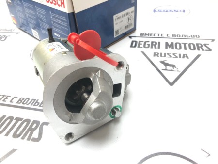 Стартер 12v, 1,4kw Volvo C30, C70, S40 II, S60 II, S60, S80 II, S80, V50, V60, V70, XC70, XC90 \\ BOSCH 0 986 025 960