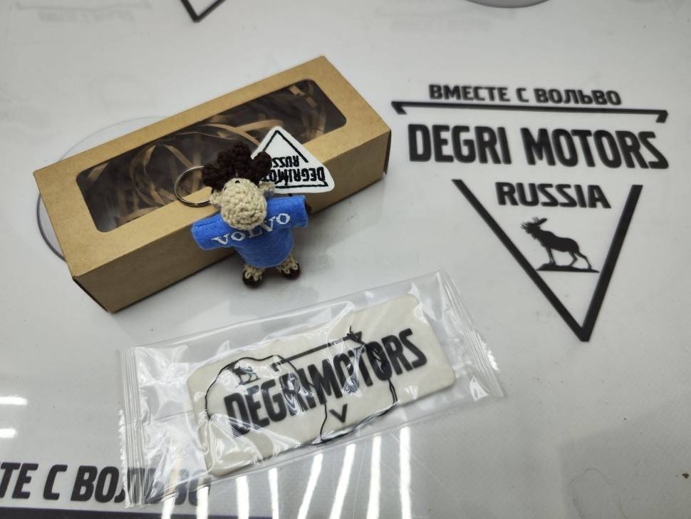 Брелок &quot;Лось&quot; Volvo вязаный \\ SW-Parts Брелок-Volvo