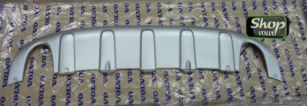 Декоративная накладка на бампер для Вольво XC60.jpg