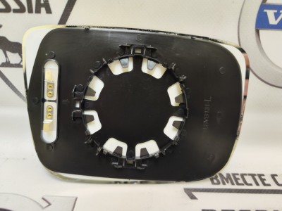 Зеркальный элемент, левый VOLVO XC60 \\ GParts VO31217273