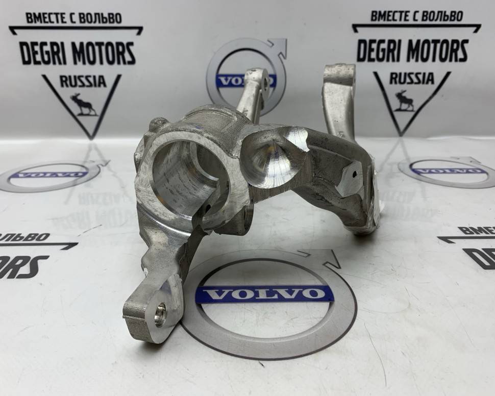 Рычаг передний правый &quot;вилка&quot; VOLVO V60 CC, V90 CC, XC60, XC90 \\ VOLVO Original 31681984