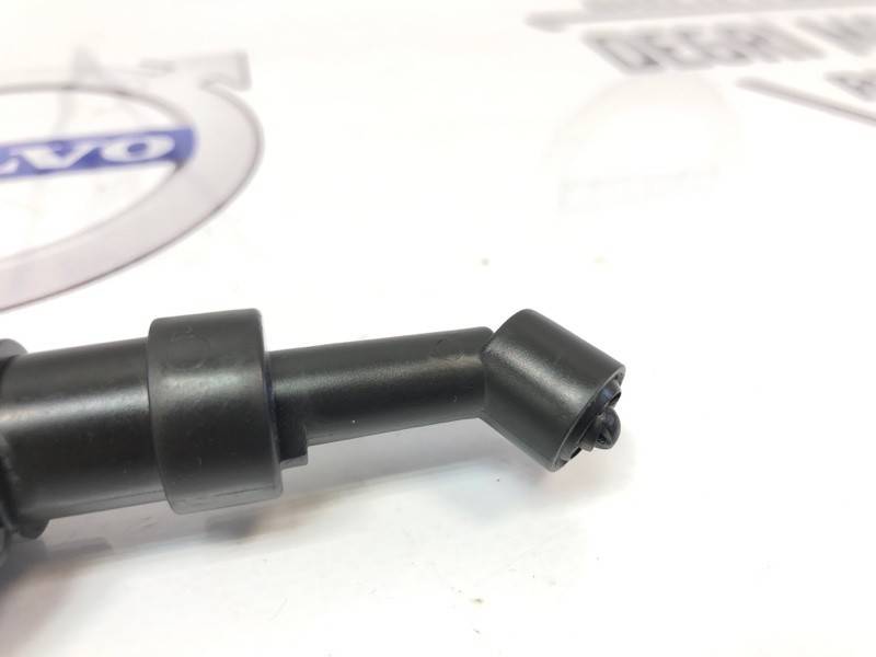 Омыватель фары левой VOLVO XC60 2014 - 2017 \\ CH 293097- \\ SW-Parts SW31416218