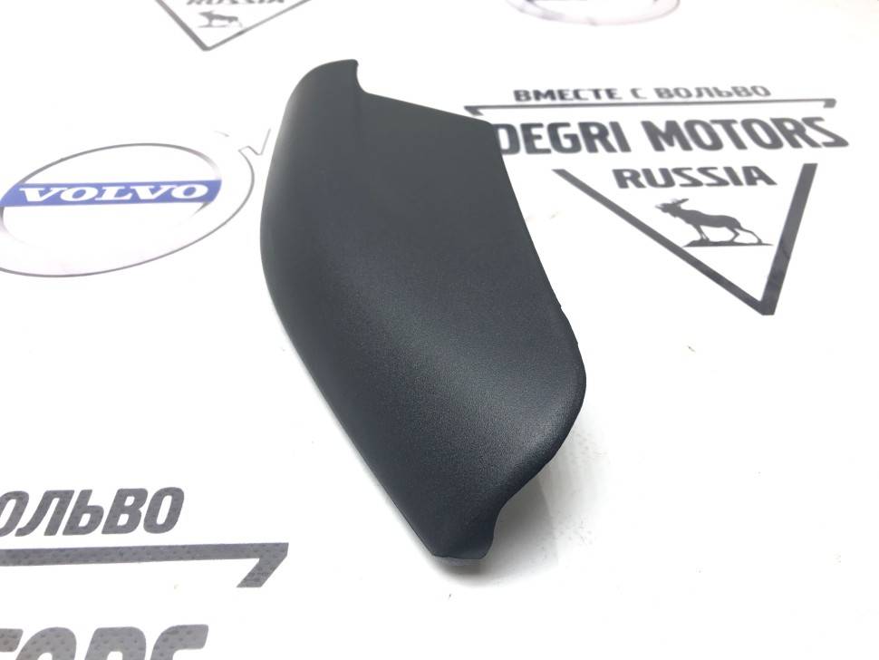 Крышка левого рейлинга передняя Volvo XC70, V70 II \\ VOLVO Original 8648181