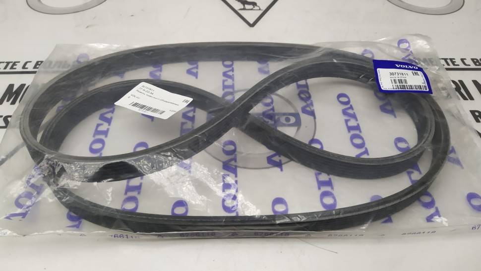 Ремень приводной навесного оборудования \\ VOLVO S60R, V70R, S80, XC90 \\ VOLVO Original 30731811