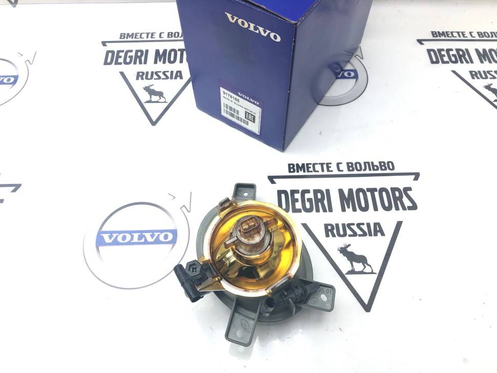 Противотуманная фара правая VOLVO S60 \\ до 2004 года \\ VOLVO (original) 9178185