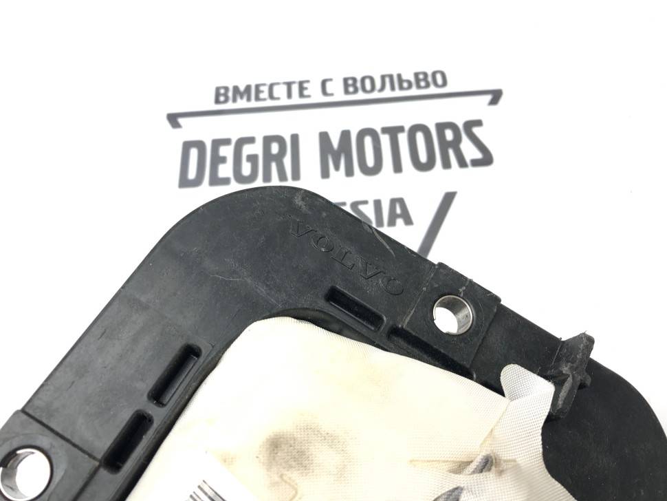 Подушка безопасности в торпеду Volvo XC60 2018-2021 год