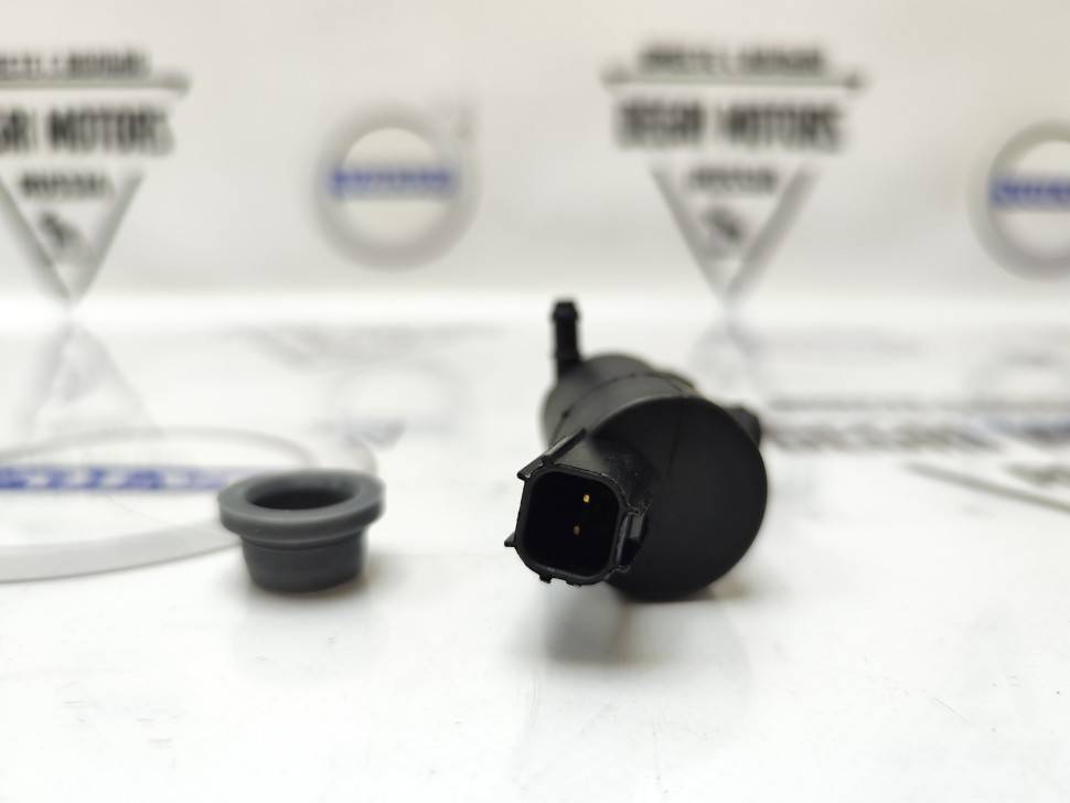 Насос омывателя VOLVO S40 II, S60, S80, S80 II, XC70 II \\ QUATTRO FRENI QF00N00117