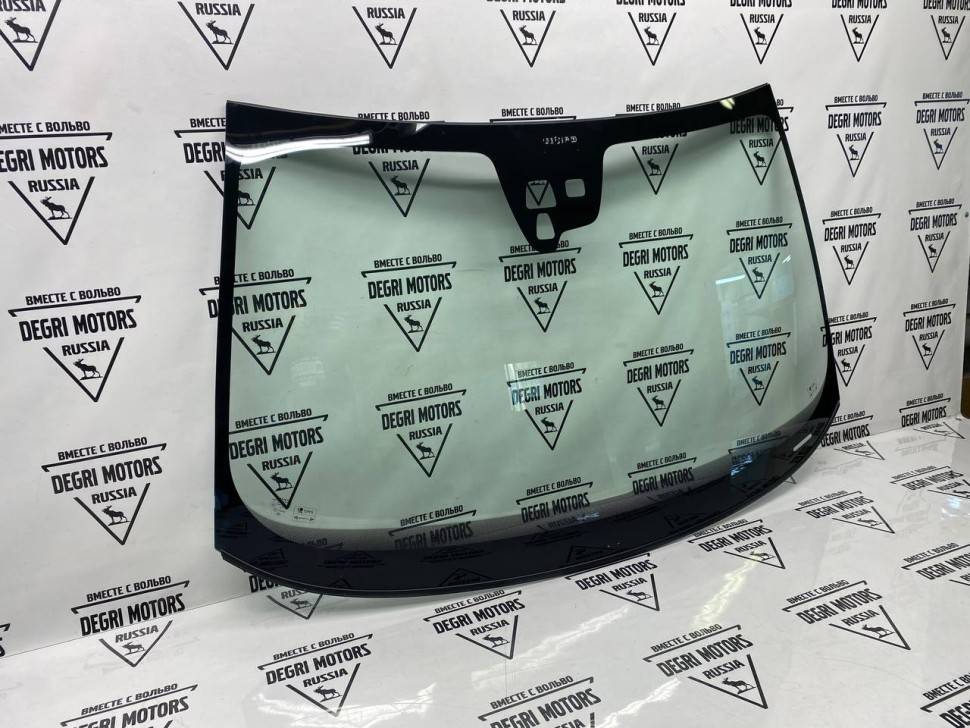 Стекло лобовое готовое к установке VOLVO S80 II, V70 III, XC70 II \\ VOLVO Original 31298749