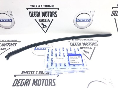 Уплотнитель задней левой двери Вольво S40 II, C30, V50 \\ VOLVO Original 30661314