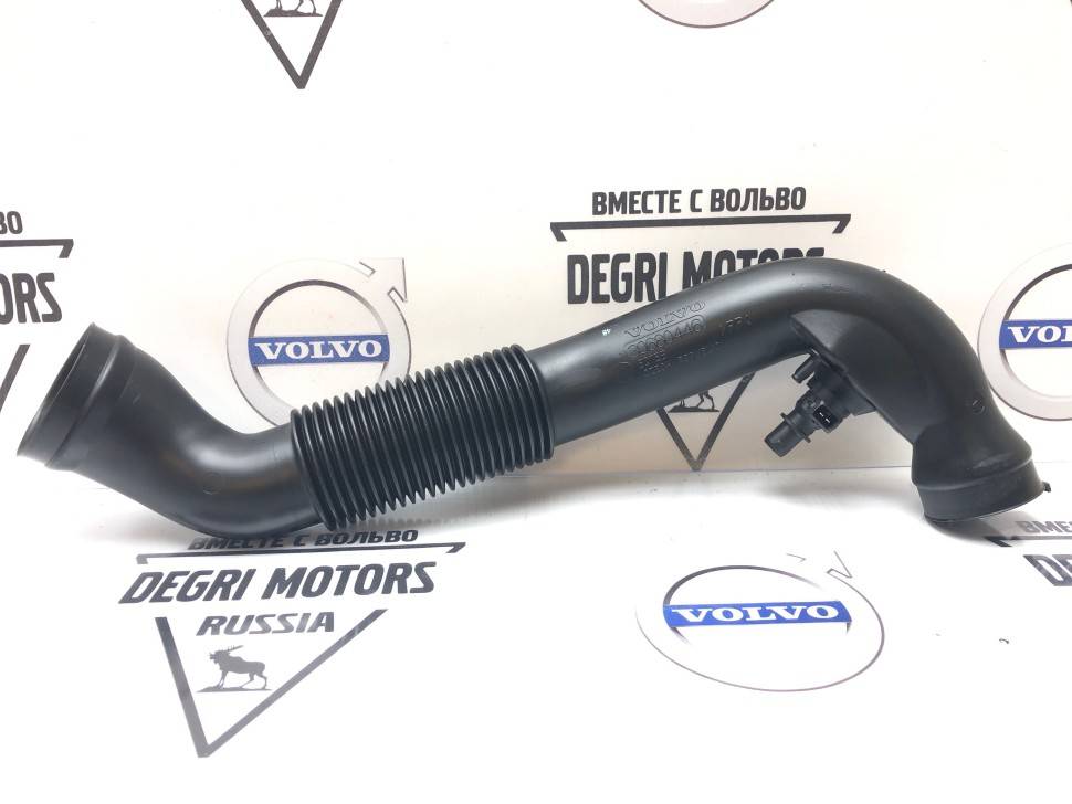 Патрубок воздушный масметра Вольво S60, S80, XC70, XC90 \\ B5204T, B5234T, B5254T \\ VOLVO Original 30680446