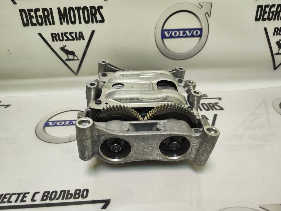 Балансирный вал Volvo S60 II, S80 II, XC70 II, XC60 II, XC90 II \\ VOLVO Original 31492531