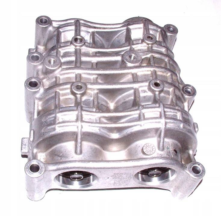 Балансирный вал Volvo XC90 II, XC60 II, S90 II, S60 III, V90CC \\ Дизель \\ VOLVO Original 31492533