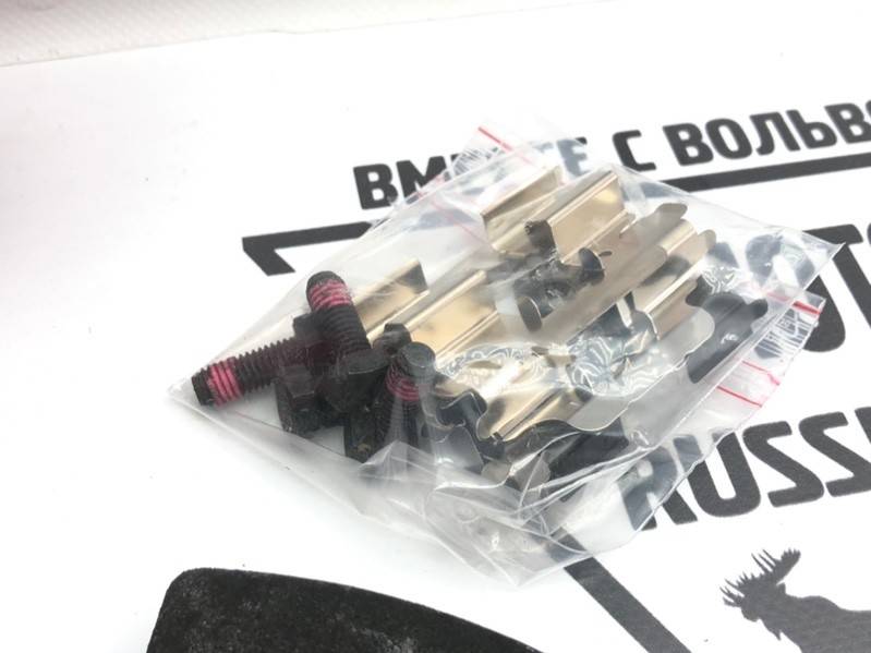 Тормозные колодки задние 16&#039; Volvo S60 II, S80 II, XC60, XC70 II \\ электрический тормоз \\ TRW GDB1685