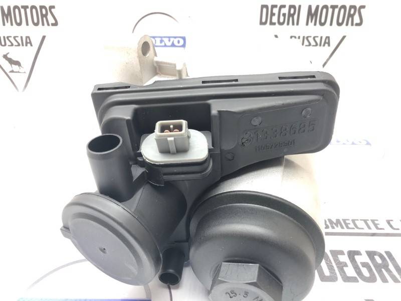 Корпус масляного фильтра Вольво S40 II, S60 II, S80 II, XC70 II, XC60 \\ B5204Txx B5254Txx \\ SW Parts SW31338685