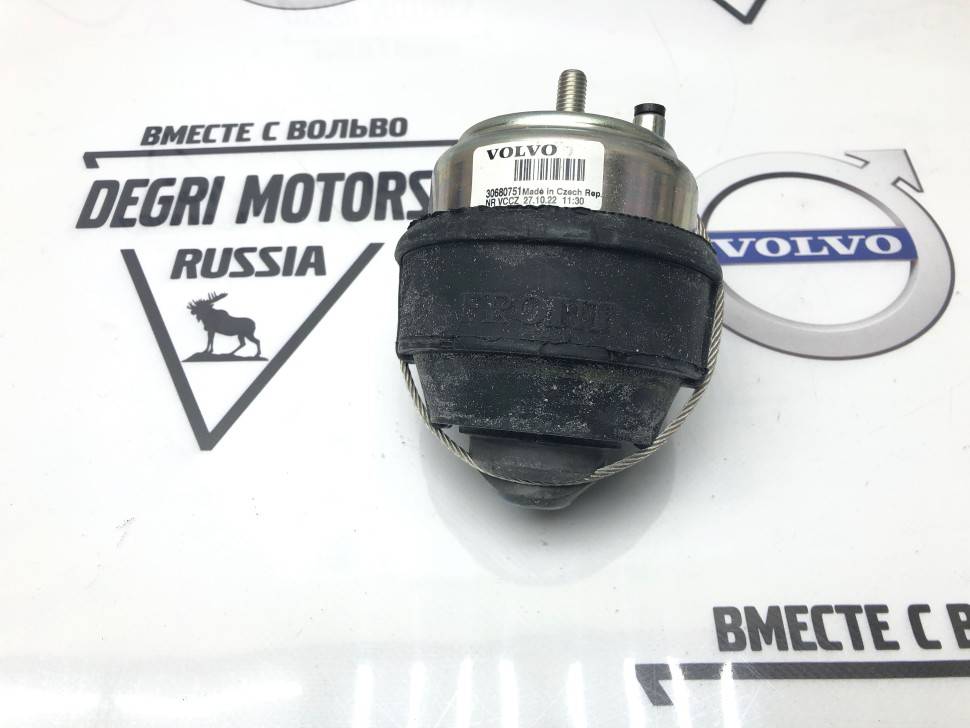 Опора двигателя передняя гидравлическая \\ Дизель \\ VOLVO S60, S80, XC70, V70 II, XC90 \\ VOLVO Original 30680751