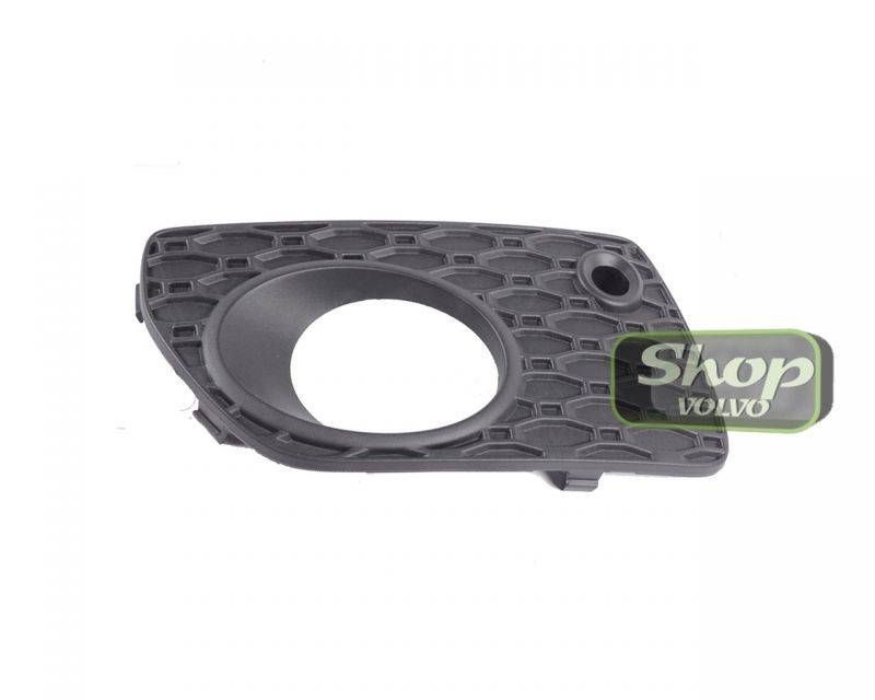 30744521 Решётка под ПТФ левая под парктроники Вольво XC70.jpg