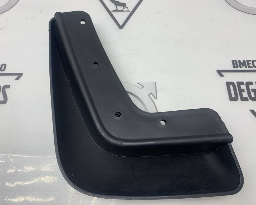 Брызговики передние к-т VOLVO XC90 \\ VOLVO Original 31373331