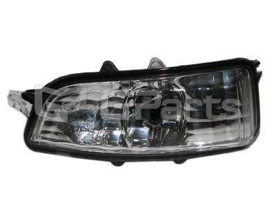 Указатель поворота левый в зеркало Volvo C30, C70 II, S40 II, V50, S60, S80 II, V40 II, V40CC, V70 III, V70 II \\ GParts VO31111090