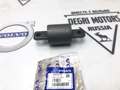 Сайлентблок рычага переднего подвески \\ VOLVO S60, S80, V70 II, XC70 \\ VOLVO Original 9465971