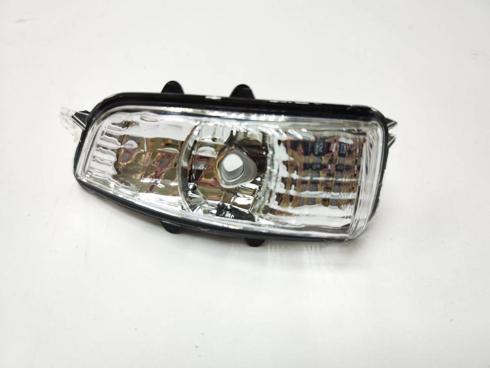 Указатель поворота левый в зеркало Volvo S40 II, S60, S80 II, V40CC \\ c 2007 года \\ SW-Parts SW31111090