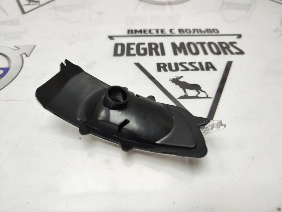 Указатель поворота левый в зеркало Volvo S40 II, S60, S80 II, V40CC \\ c 2007 года \\ SW-Parts SW31111090