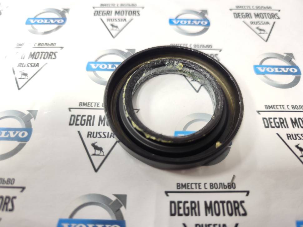 Сальник привода левый Volvo S40 II, S60 II, S80 II, XC70 II, XC40, XC60 II, XC90 II \\ NISSAN 3314233G10