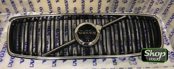 Решетка радиатора Вольво XC90 IIav.jpg
