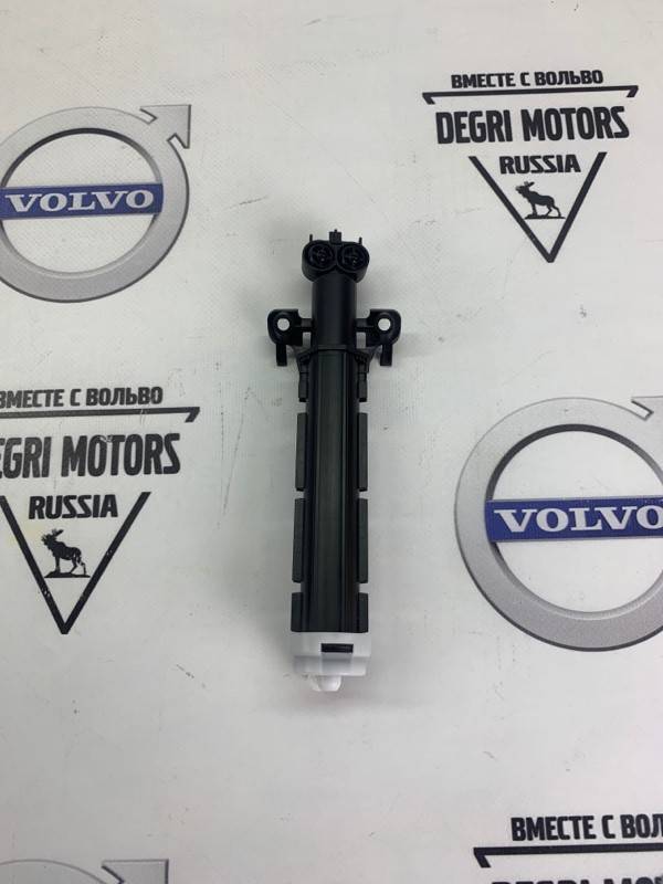 Форсунка омывателя фары правая Вольво S60 II \\ SWParts SW31391838