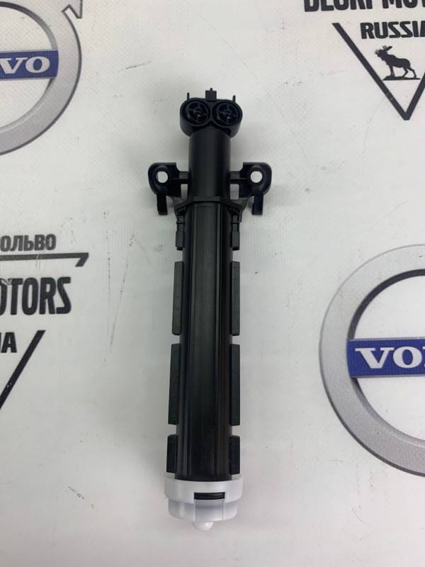 Форсунка омывателя фары правая Вольво S60 II \\ SWParts SW31391838