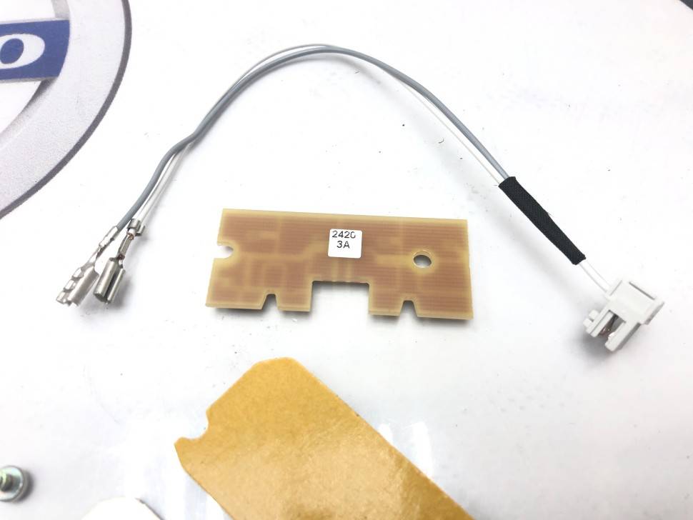 Диодная перемычка заднего левого фонаря Вольво XC70, V70 II \\ 2005-2007 \\ VOLVO Original 30674783