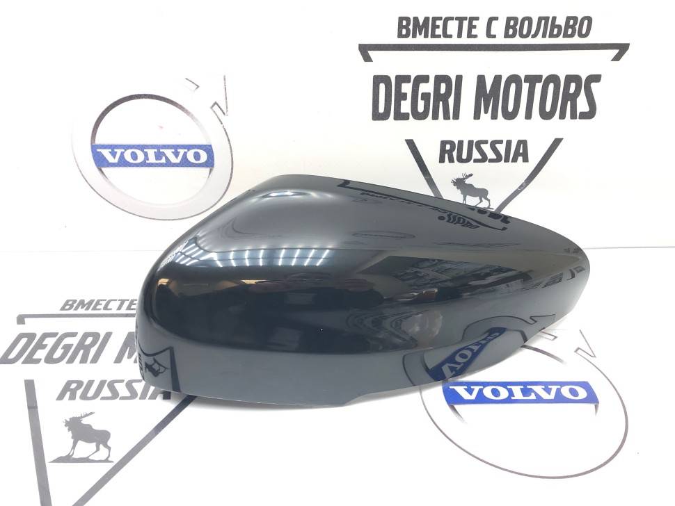 Крышка левая зеркала Вольво ХС60 \\ с 2014 года \\ VOLVO Original 39821914